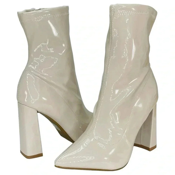 Journee Collection Veralee Ivory Womens Sock Booties Size 6.5M - Picture 11 of 11